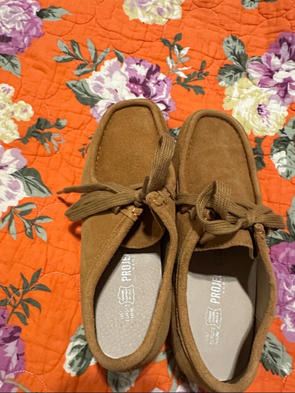 Women's Suede Chukka Boots in Brown